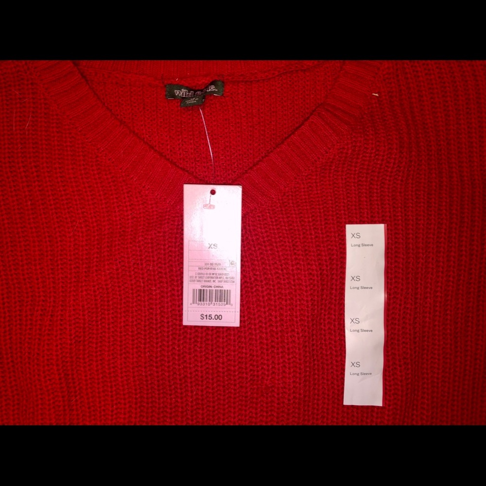 Long sleeve v neck sweater